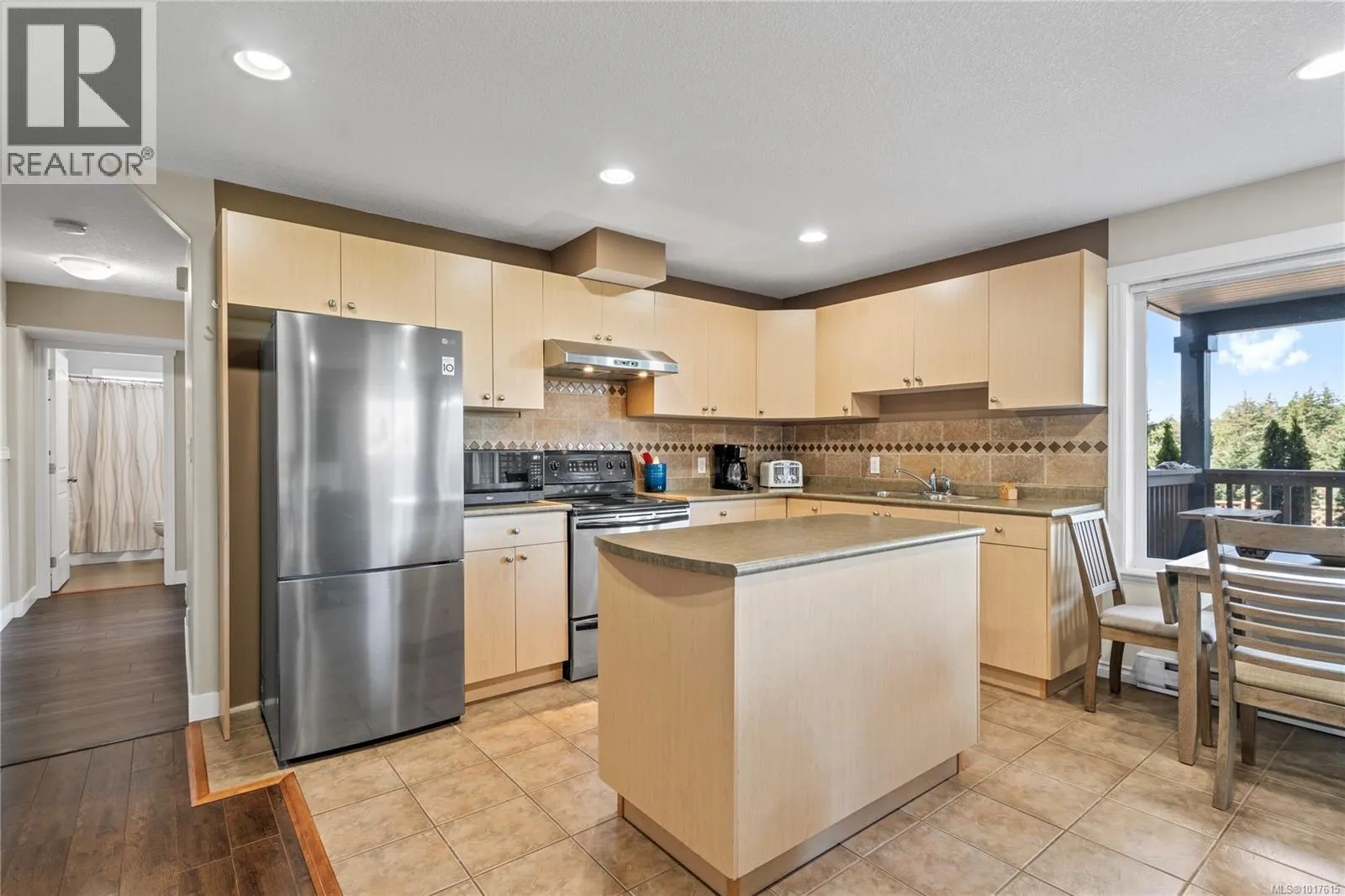 4124 Gulfview Dr