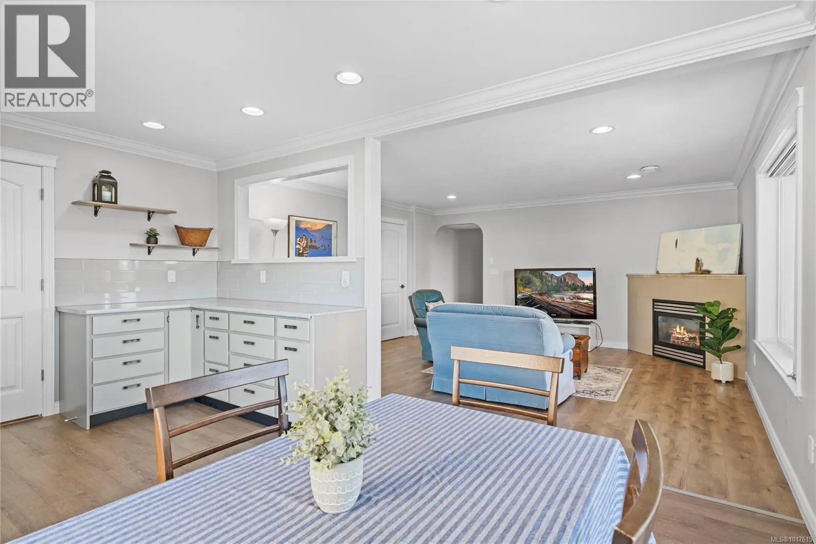 4124 Gulfview Dr