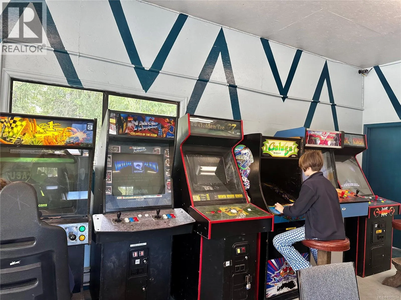 G12/13 2650 Turnbull Rd