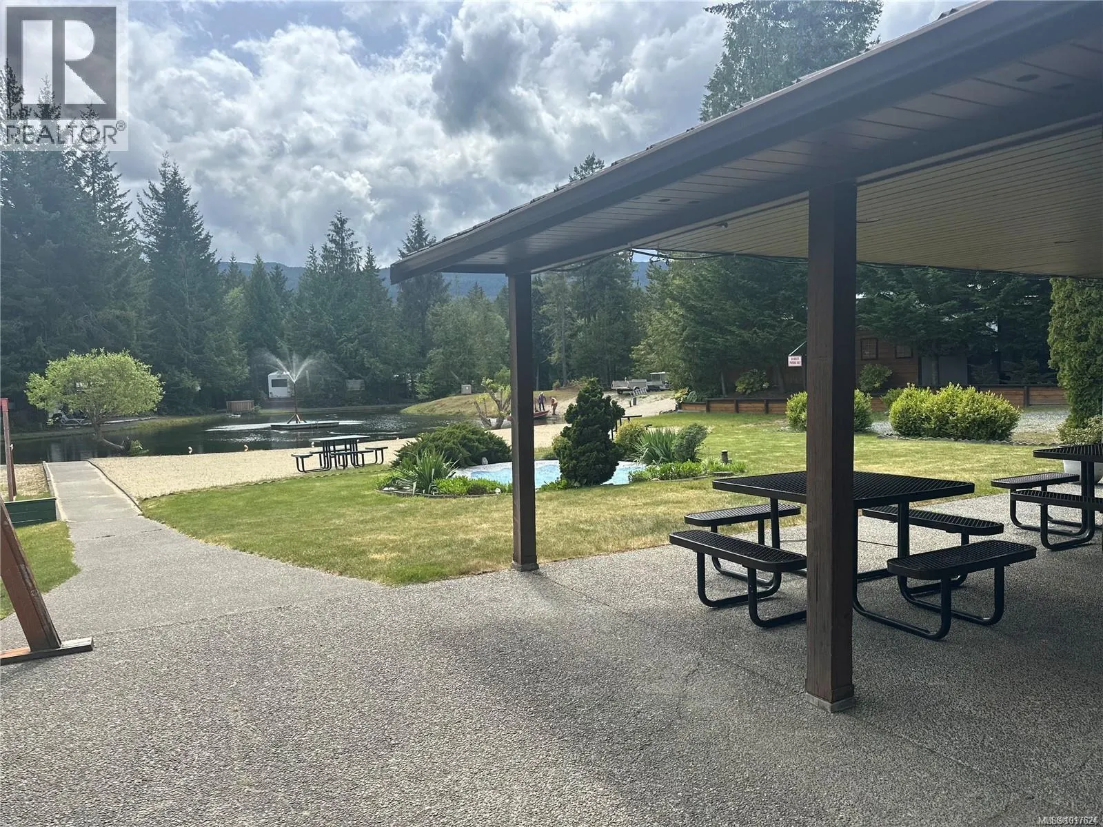 G12/13 2650 Turnbull Rd