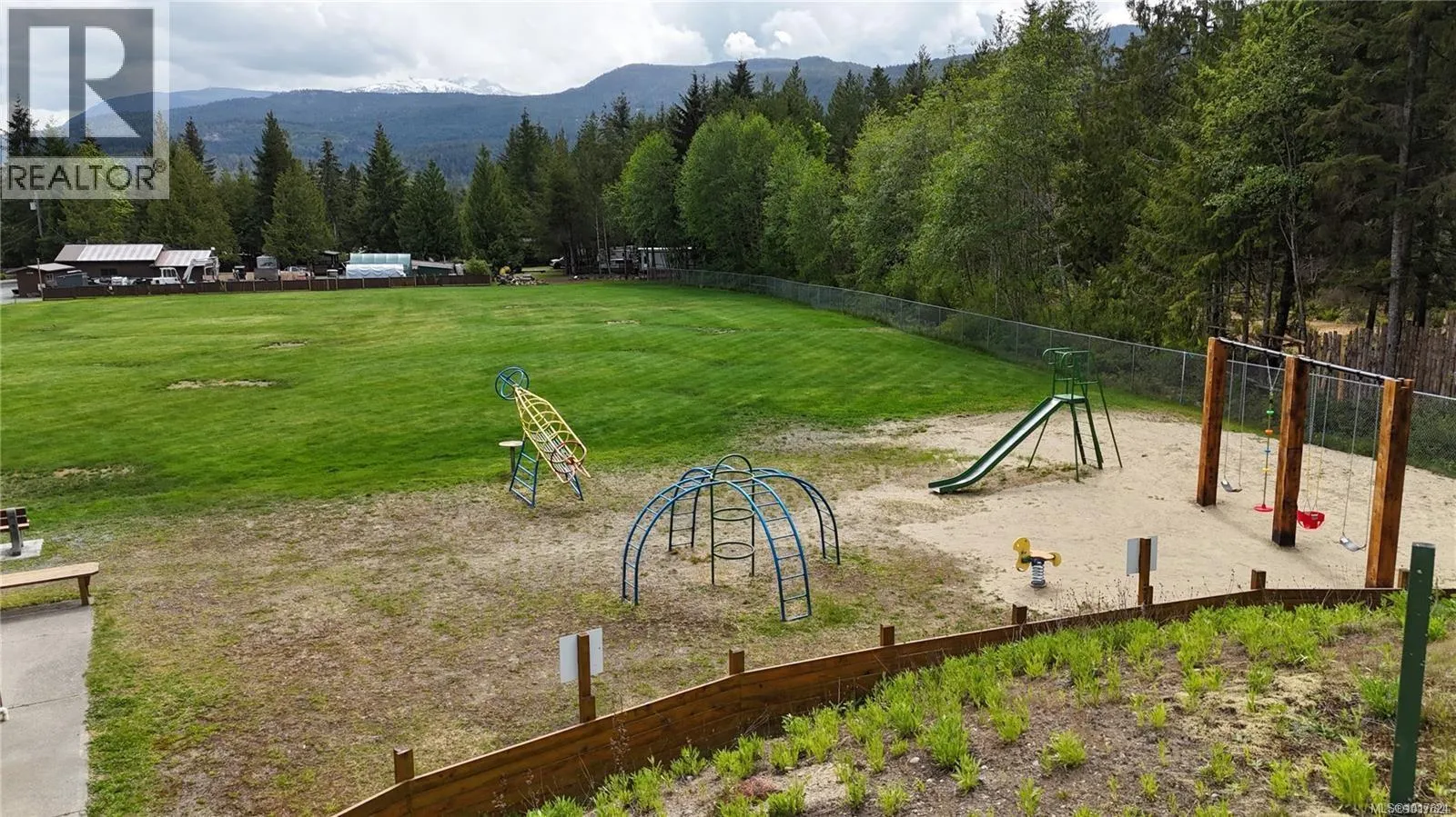 G12/13 2650 Turnbull Rd