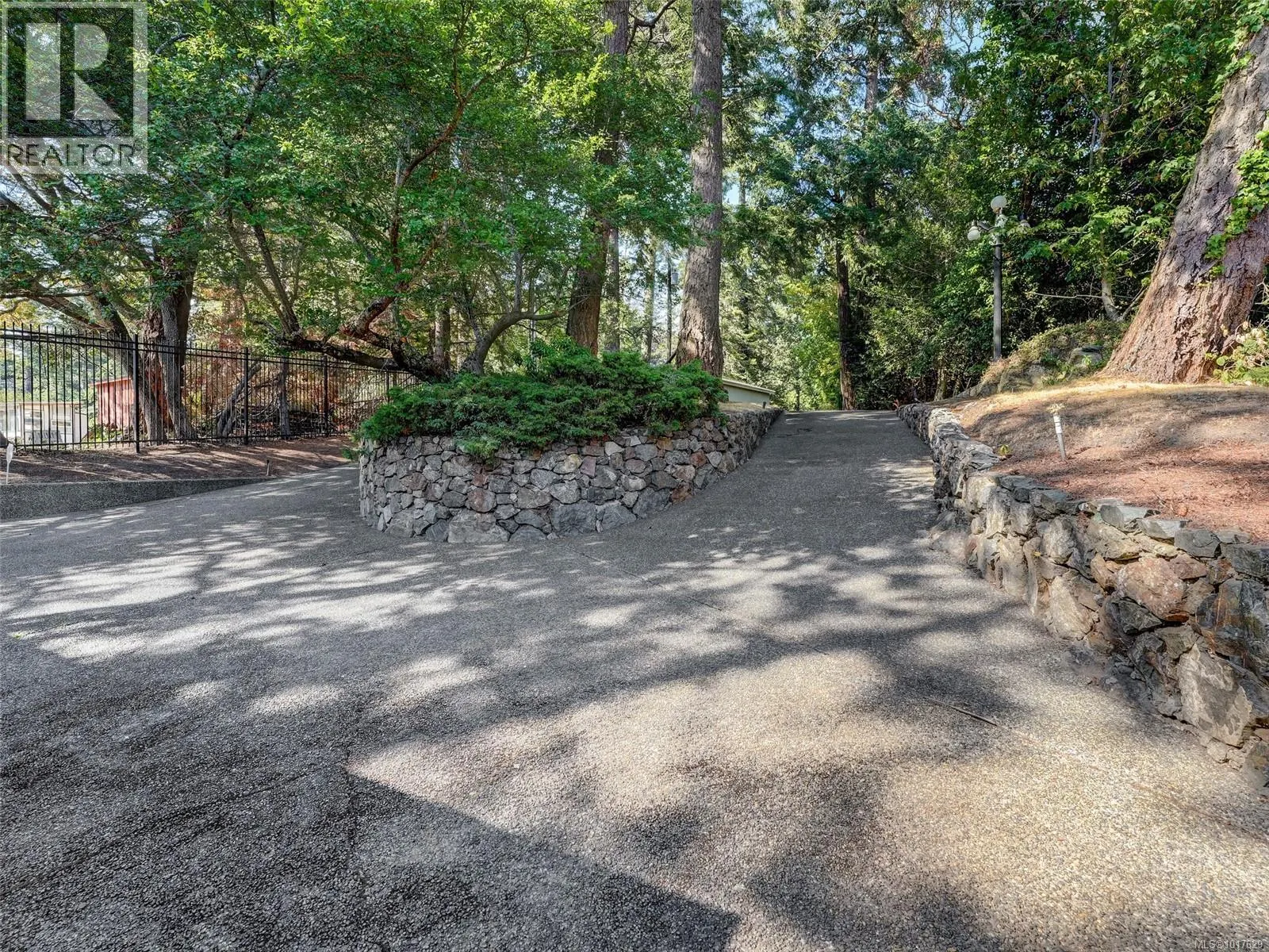 3779 Duke Rd