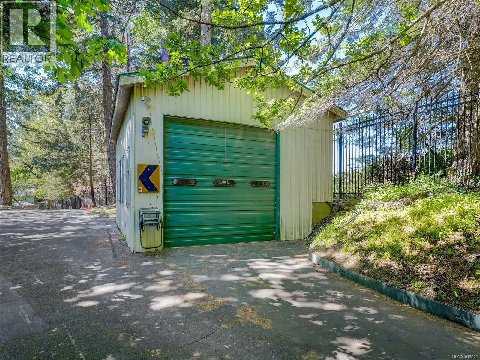 3779 Duke Rd