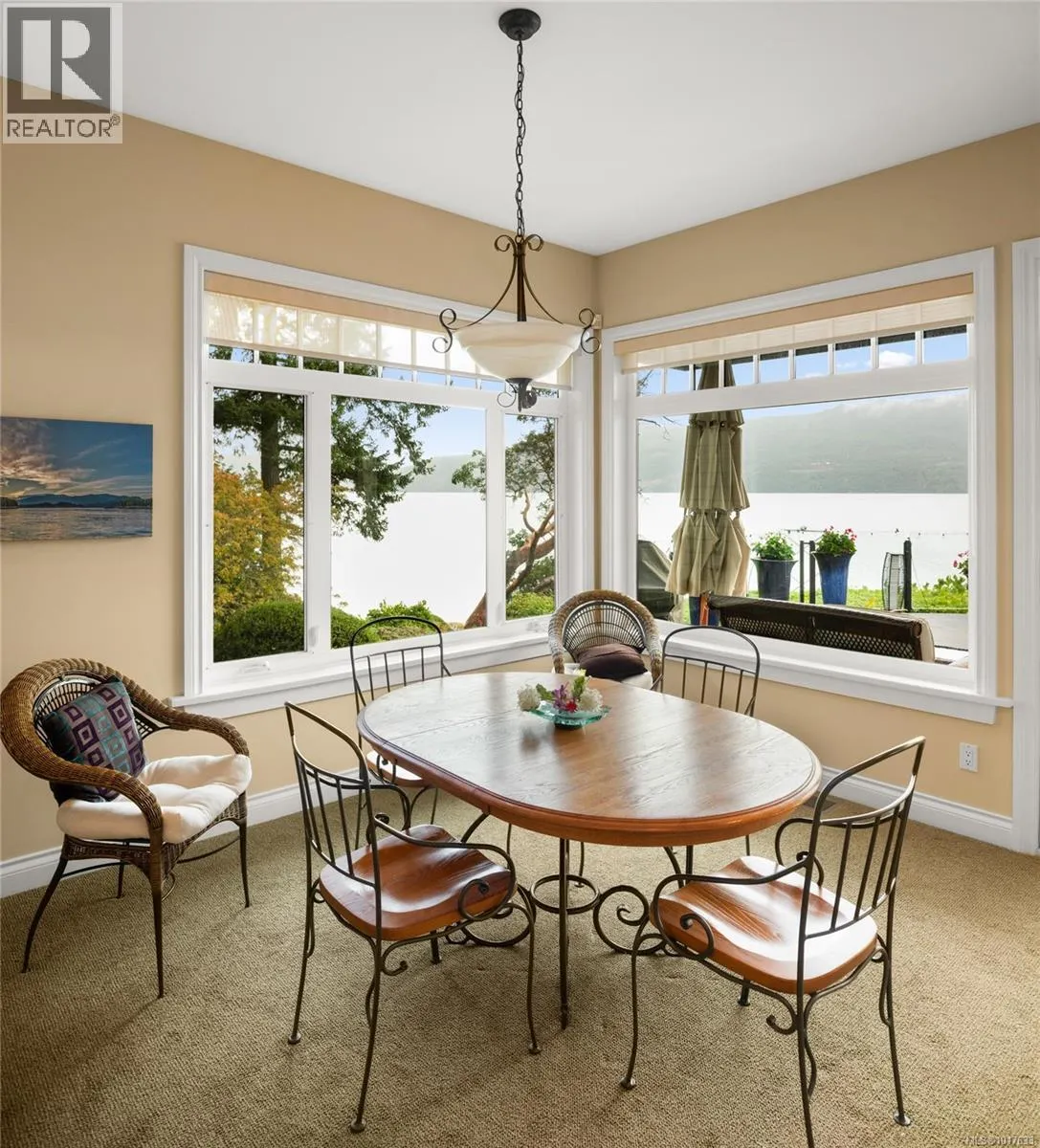 8338 West Saanich Rd