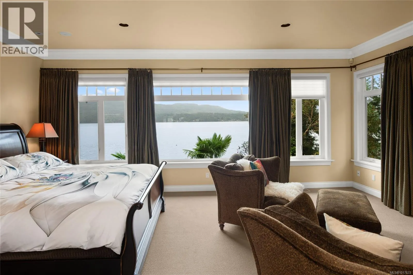 8338 West Saanich Rd