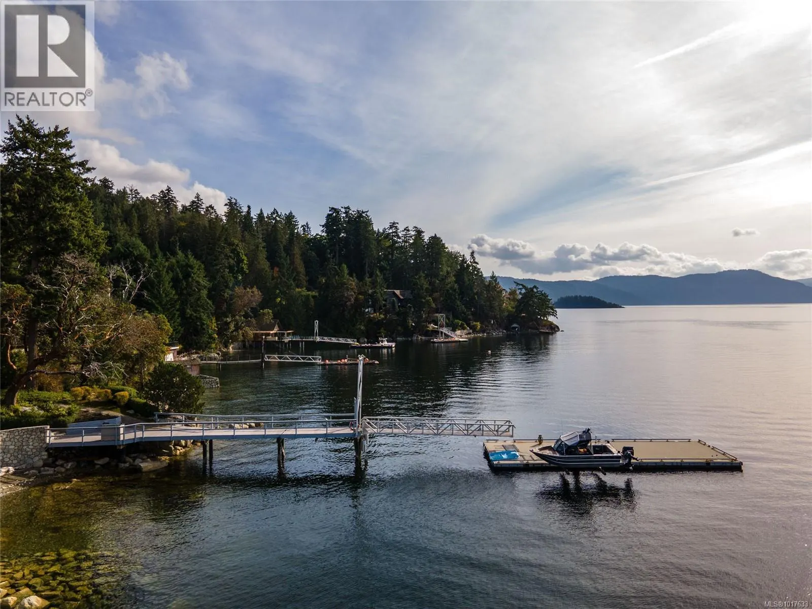 8338 West Saanich Rd