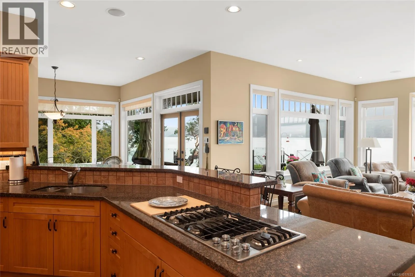 8338 West Saanich Rd