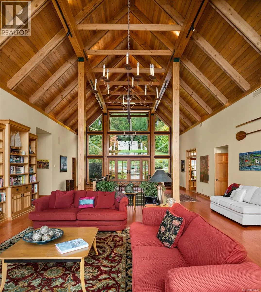 8338 West Saanich Rd