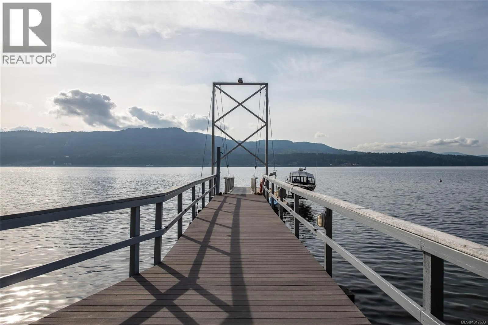 8338 West Saanich Rd