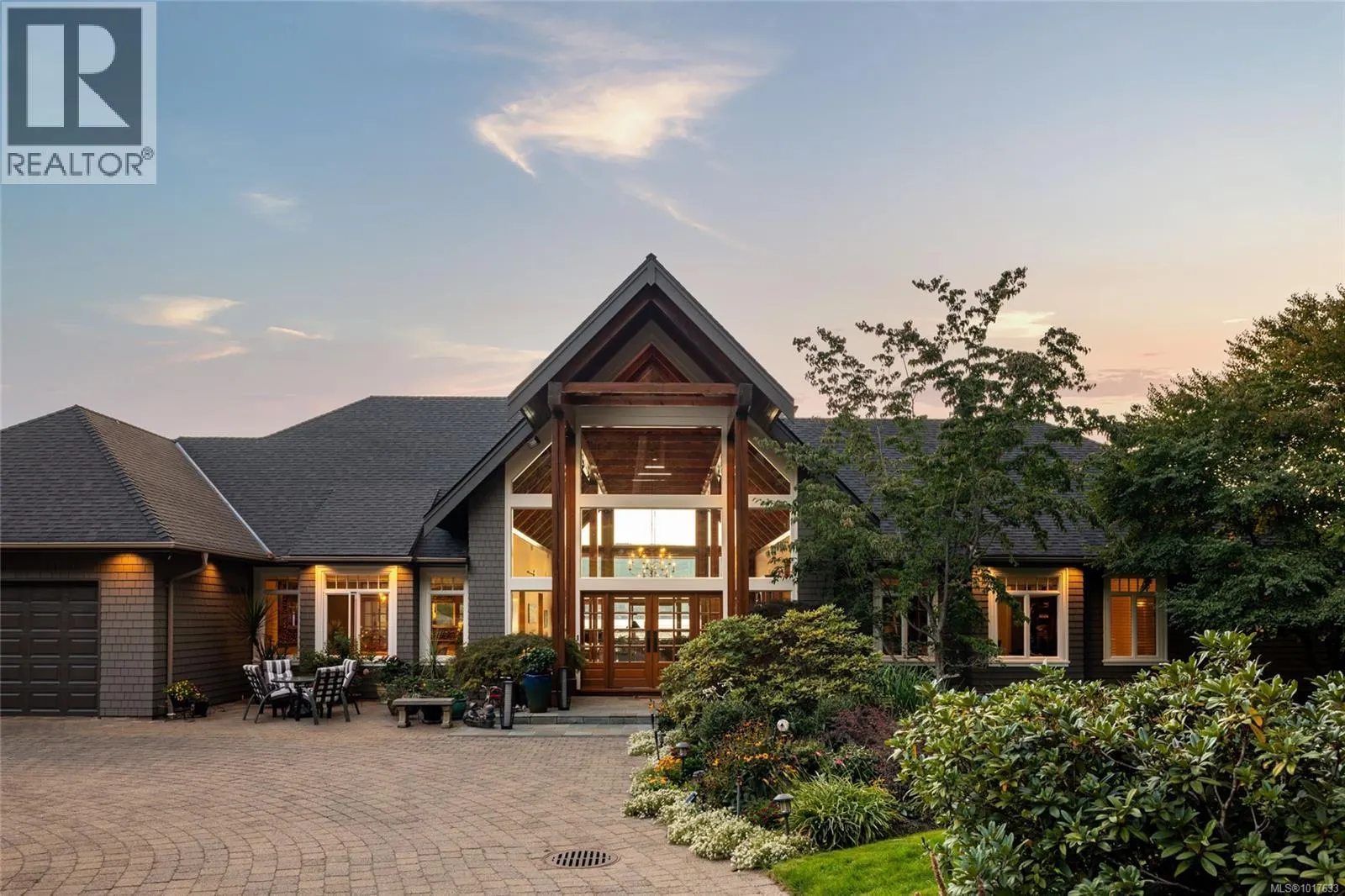 8338 West Saanich Rd