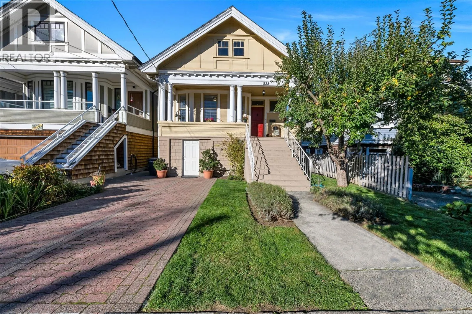 838 Princess Ave
