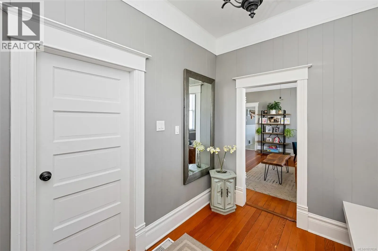 838 Princess Ave