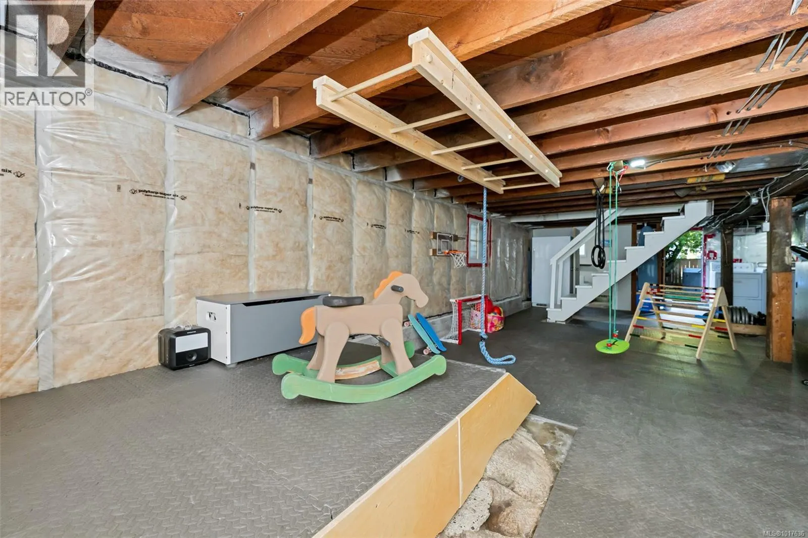 838 Princess Ave