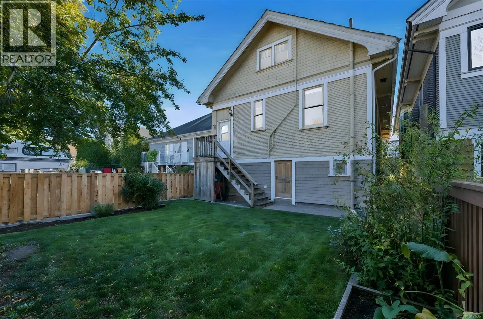 838 Princess Ave