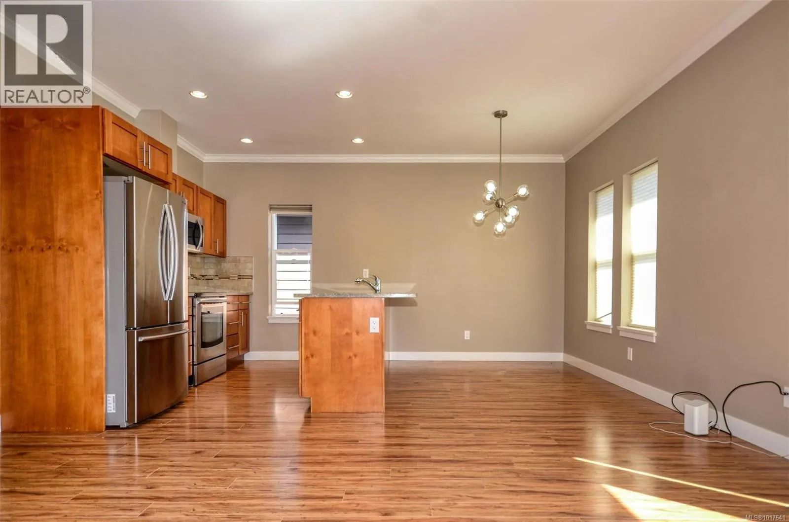 3307 Merlin Rd