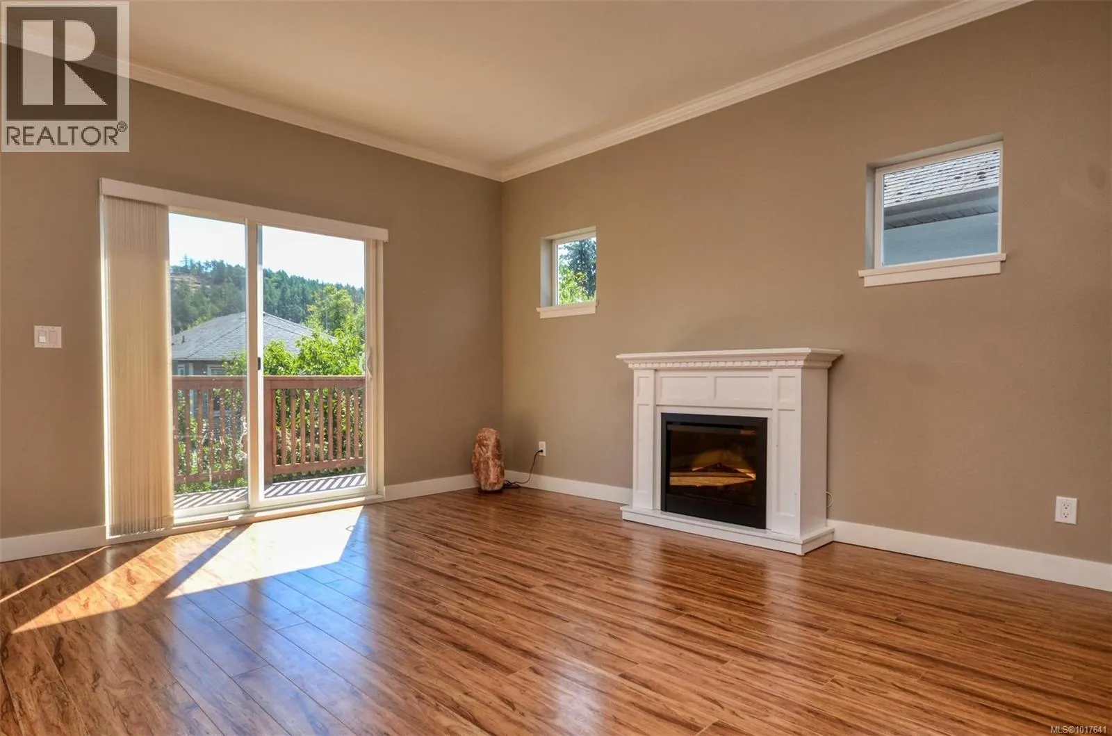 3307 Merlin Rd