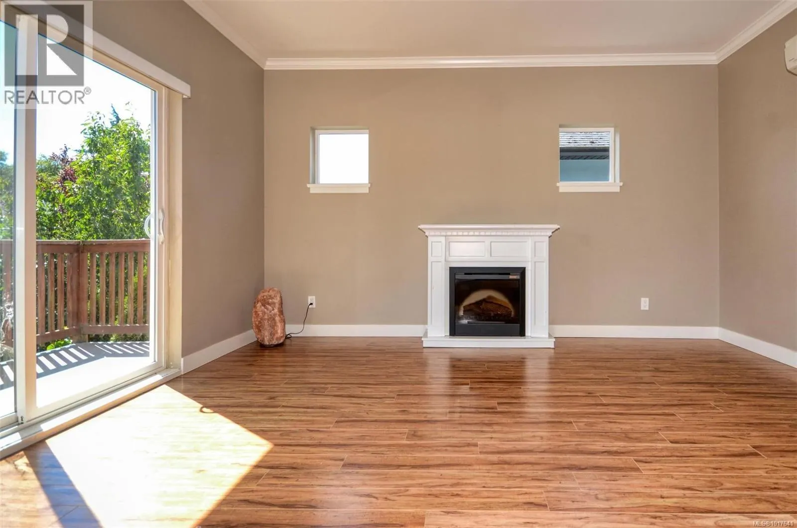 3307 Merlin Rd