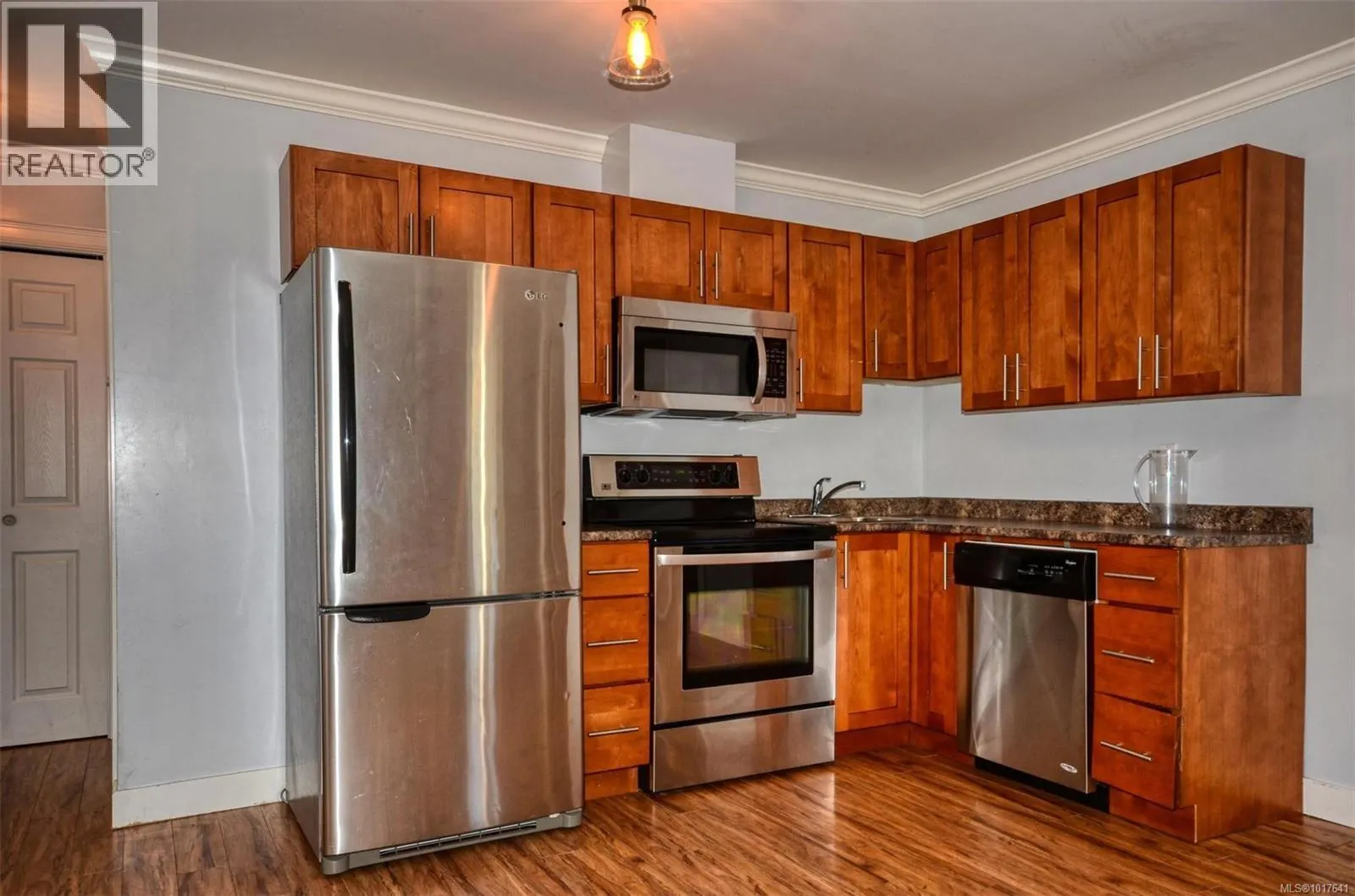 3307 Merlin Rd