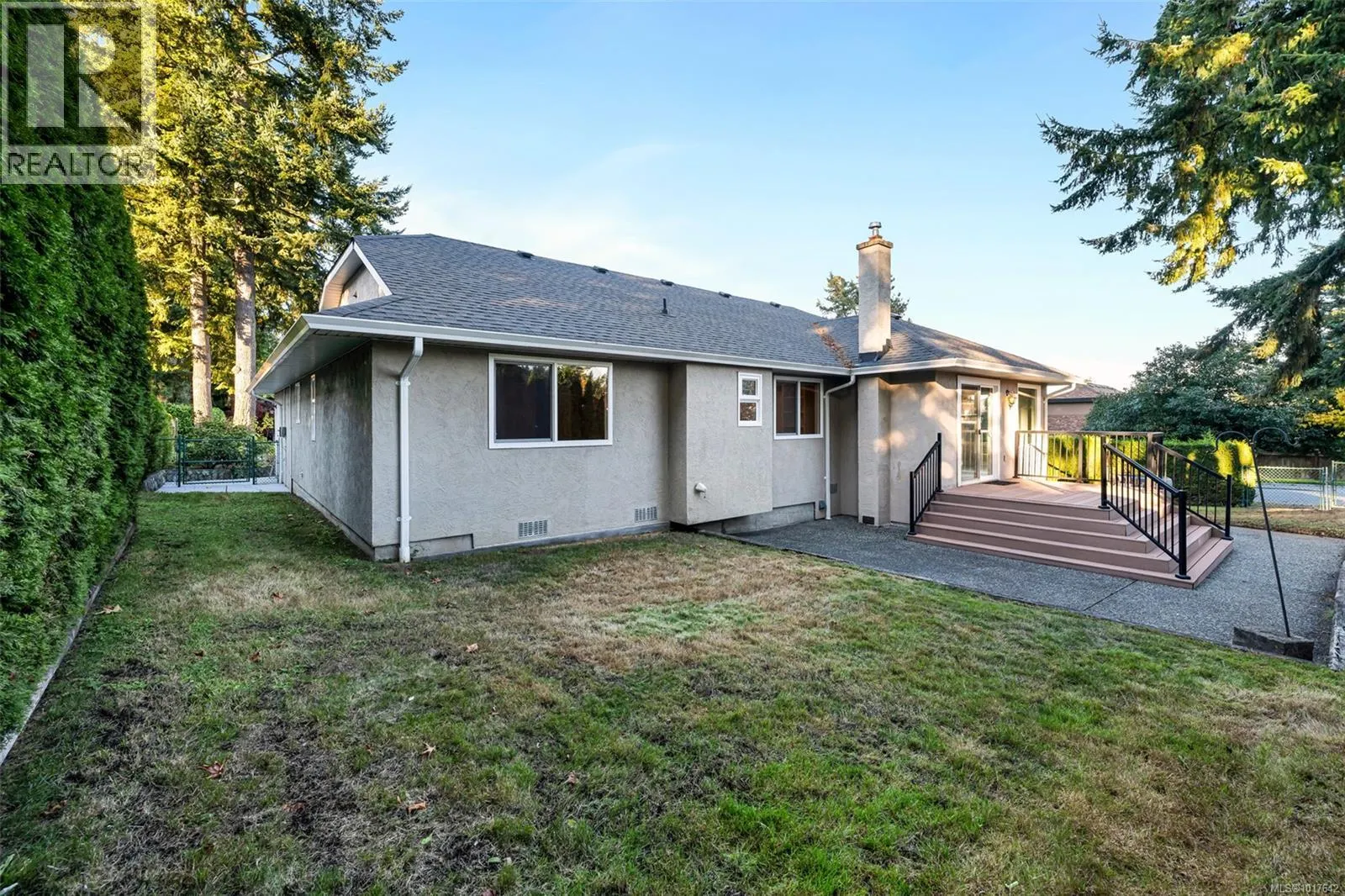 2431 Wilcox Terr