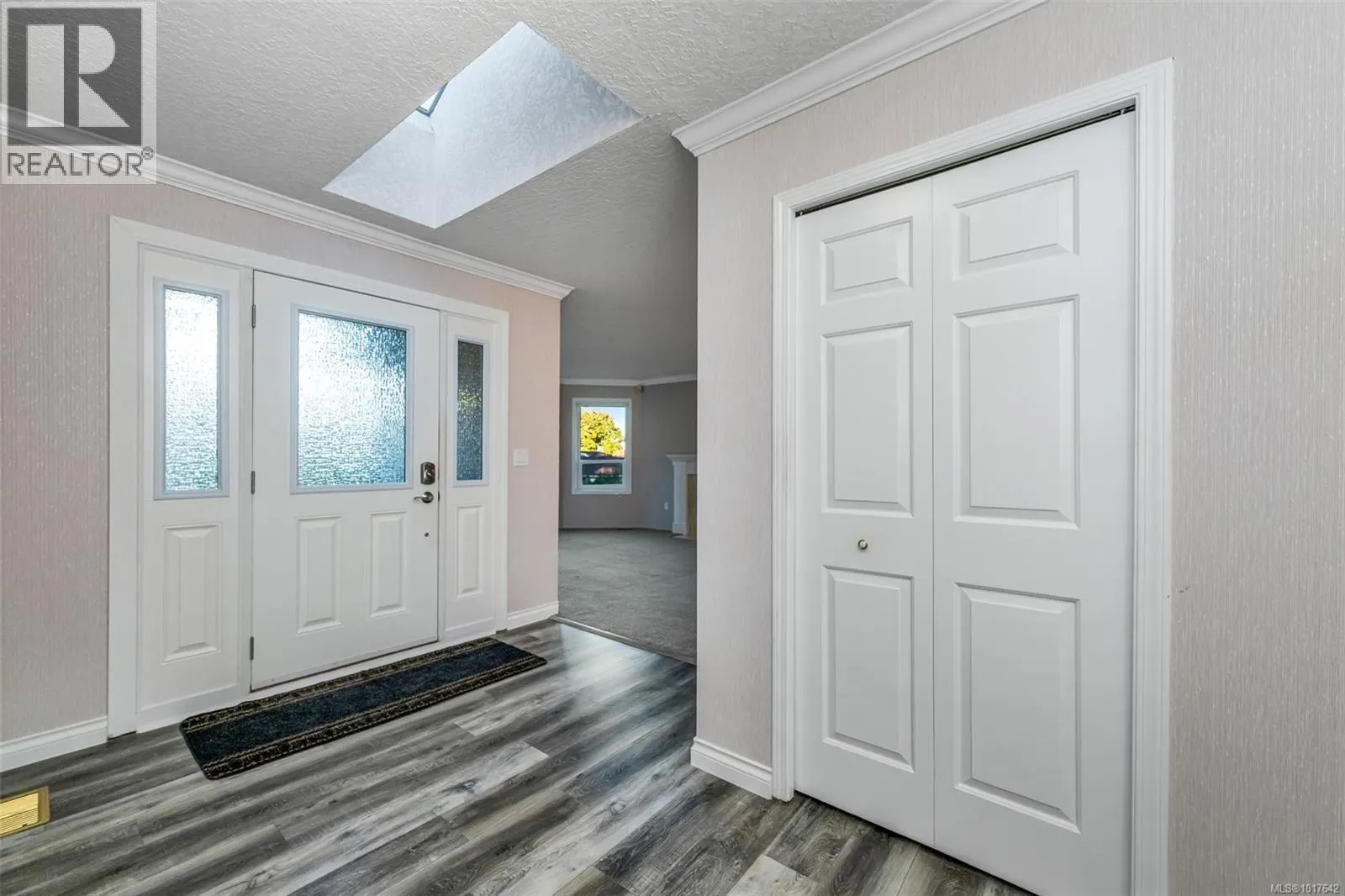 2431 Wilcox Terr