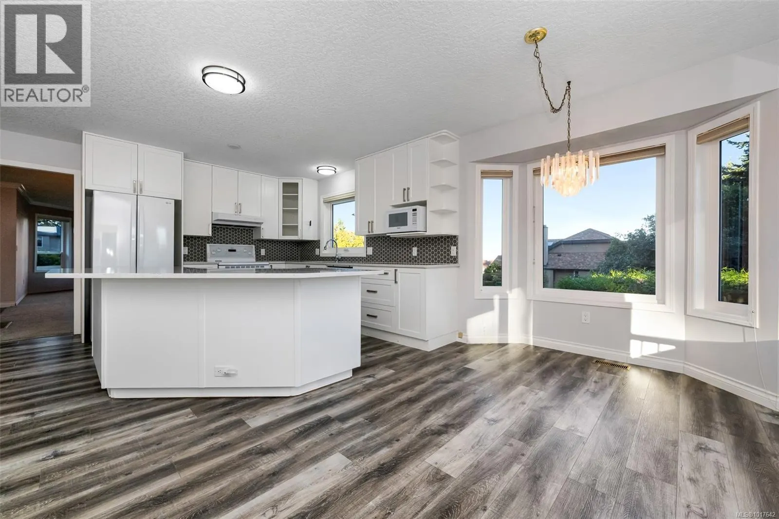 2431 Wilcox Terr