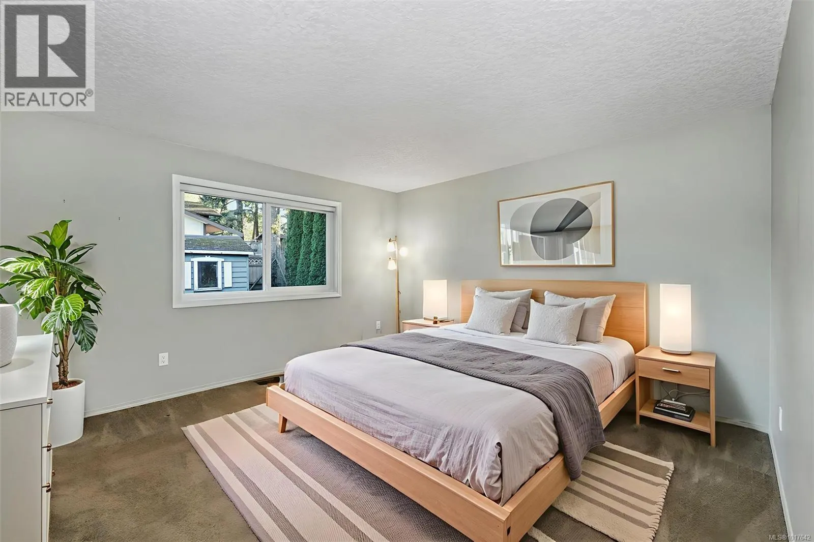 2431 Wilcox Terr