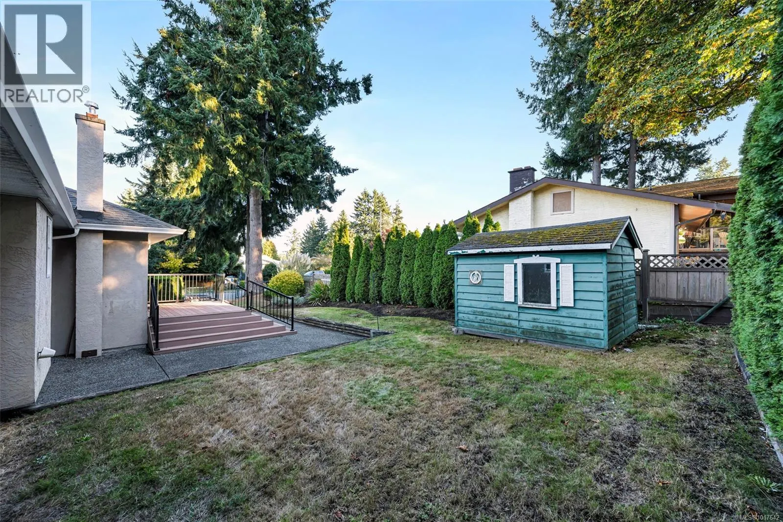 2431 Wilcox Terr