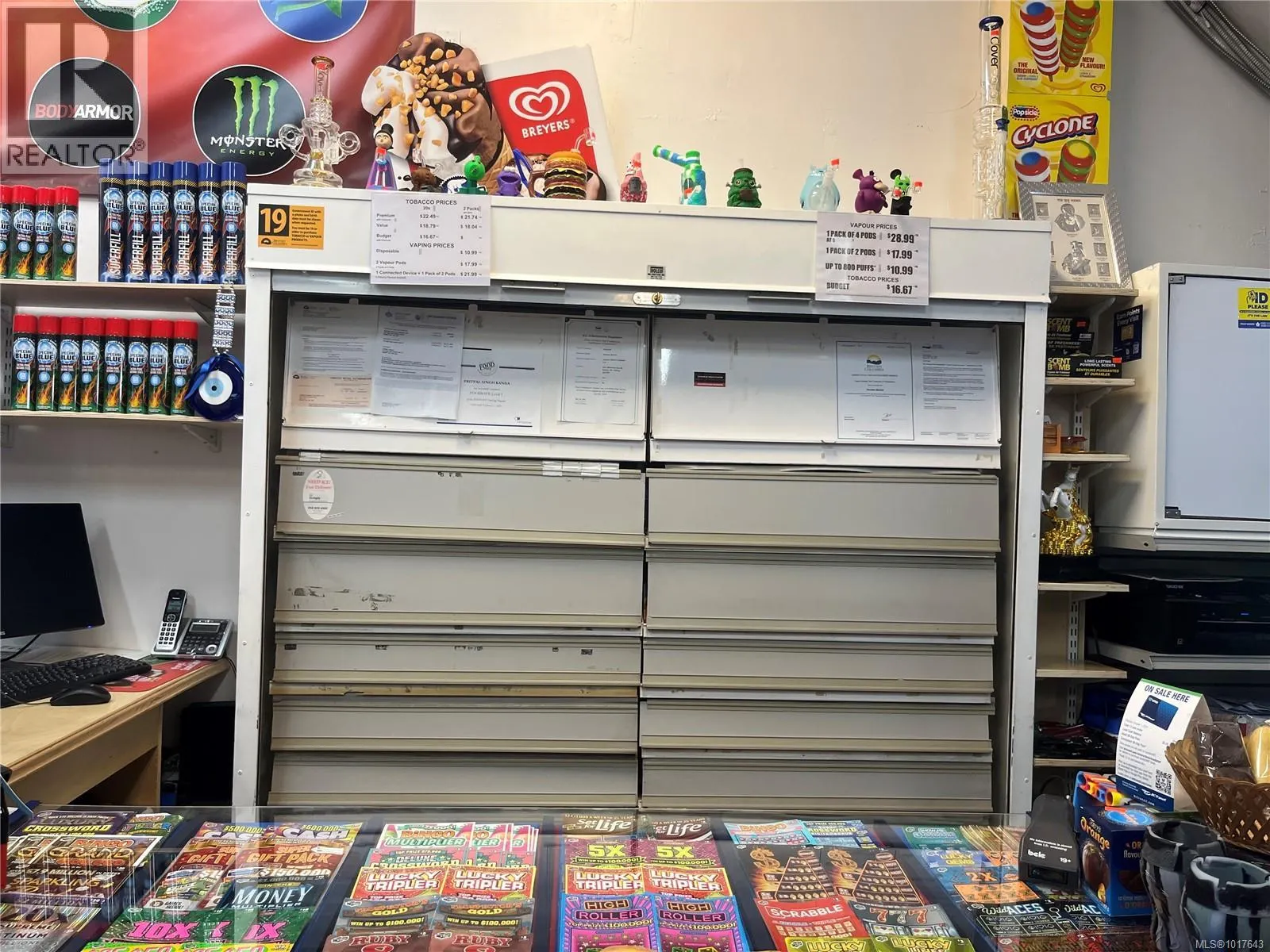 101 2031 Malaview Ave