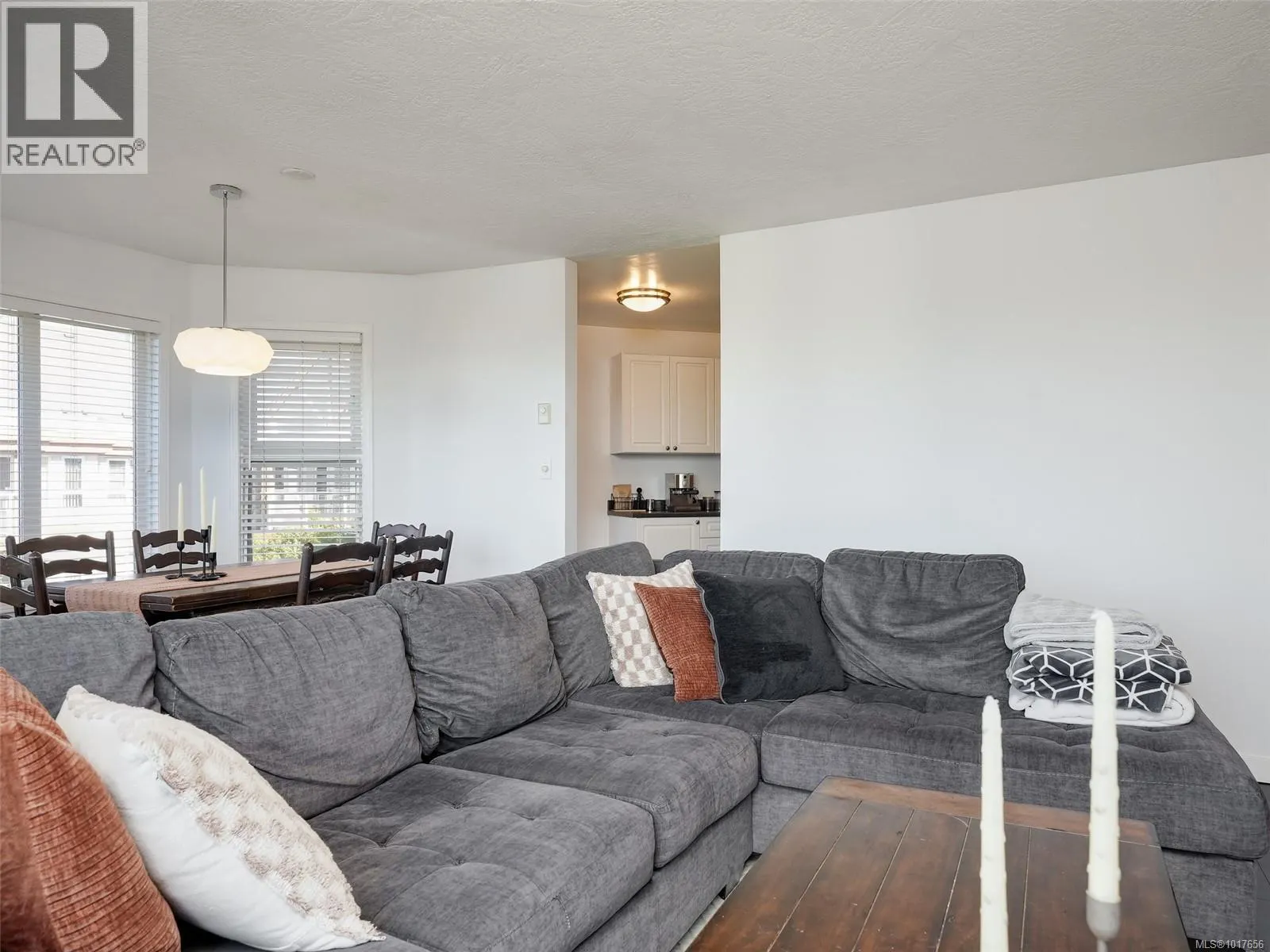 410 490 Marsett Pl