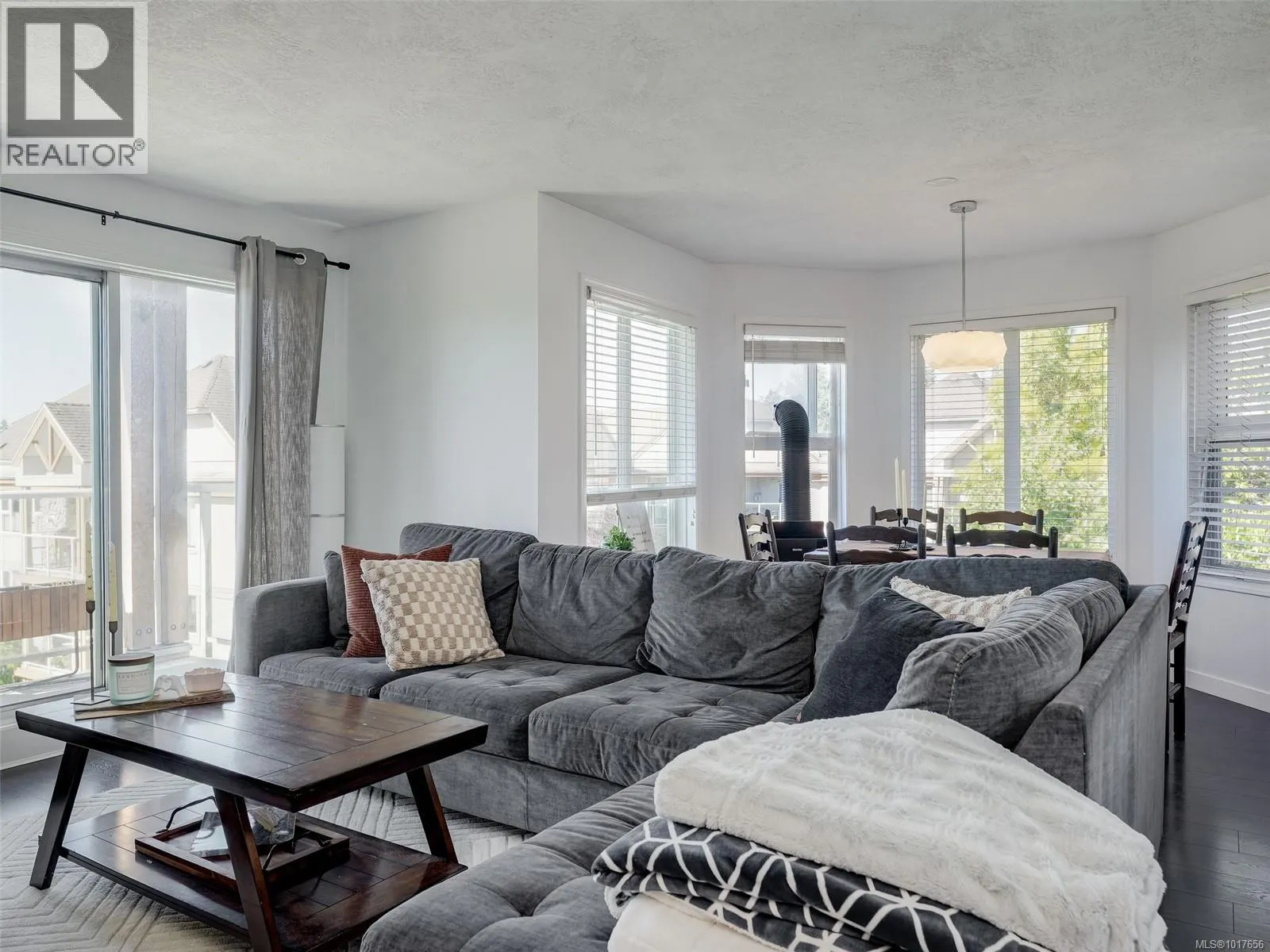 410 490 Marsett Pl