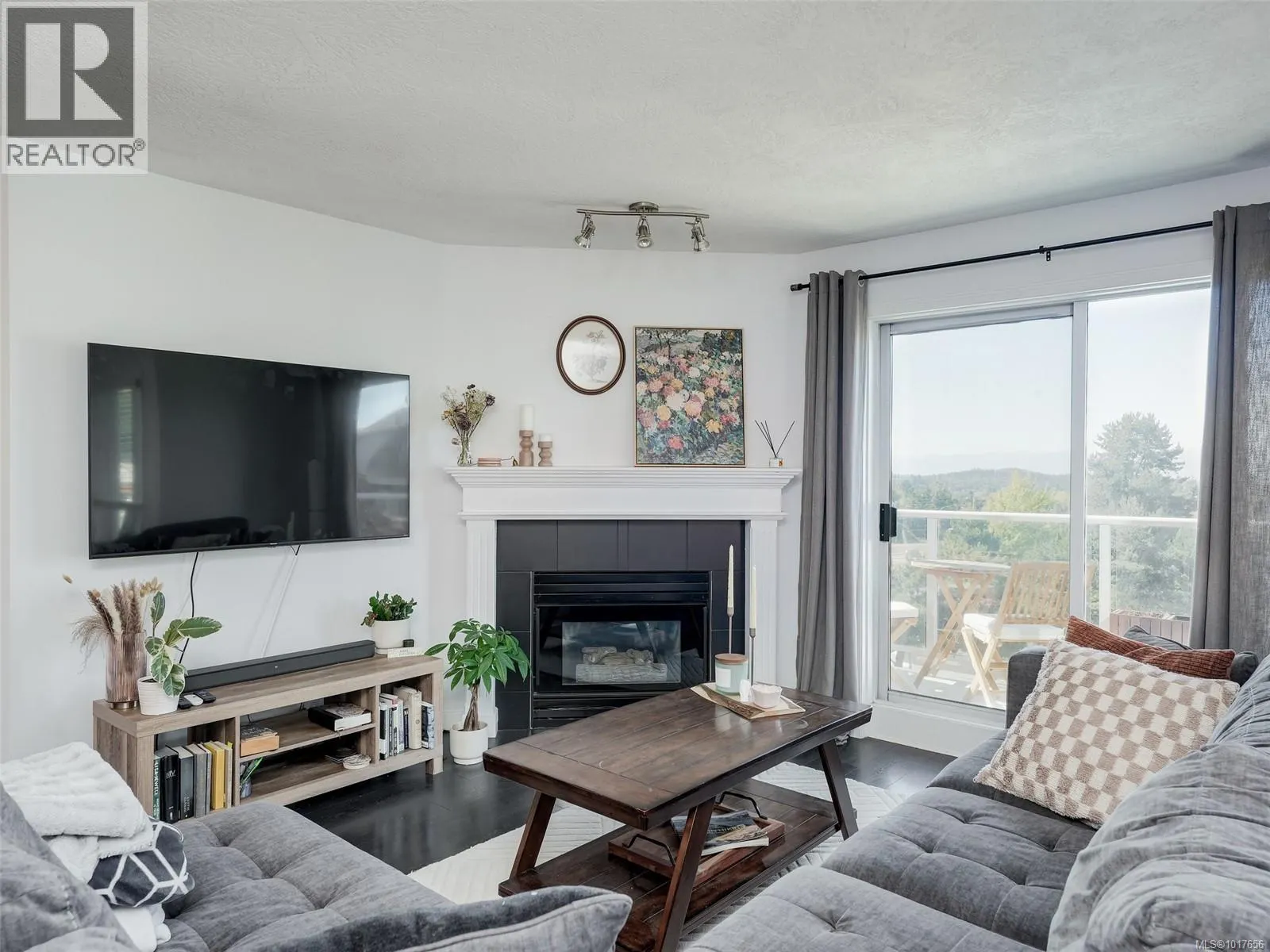 410 490 Marsett Pl