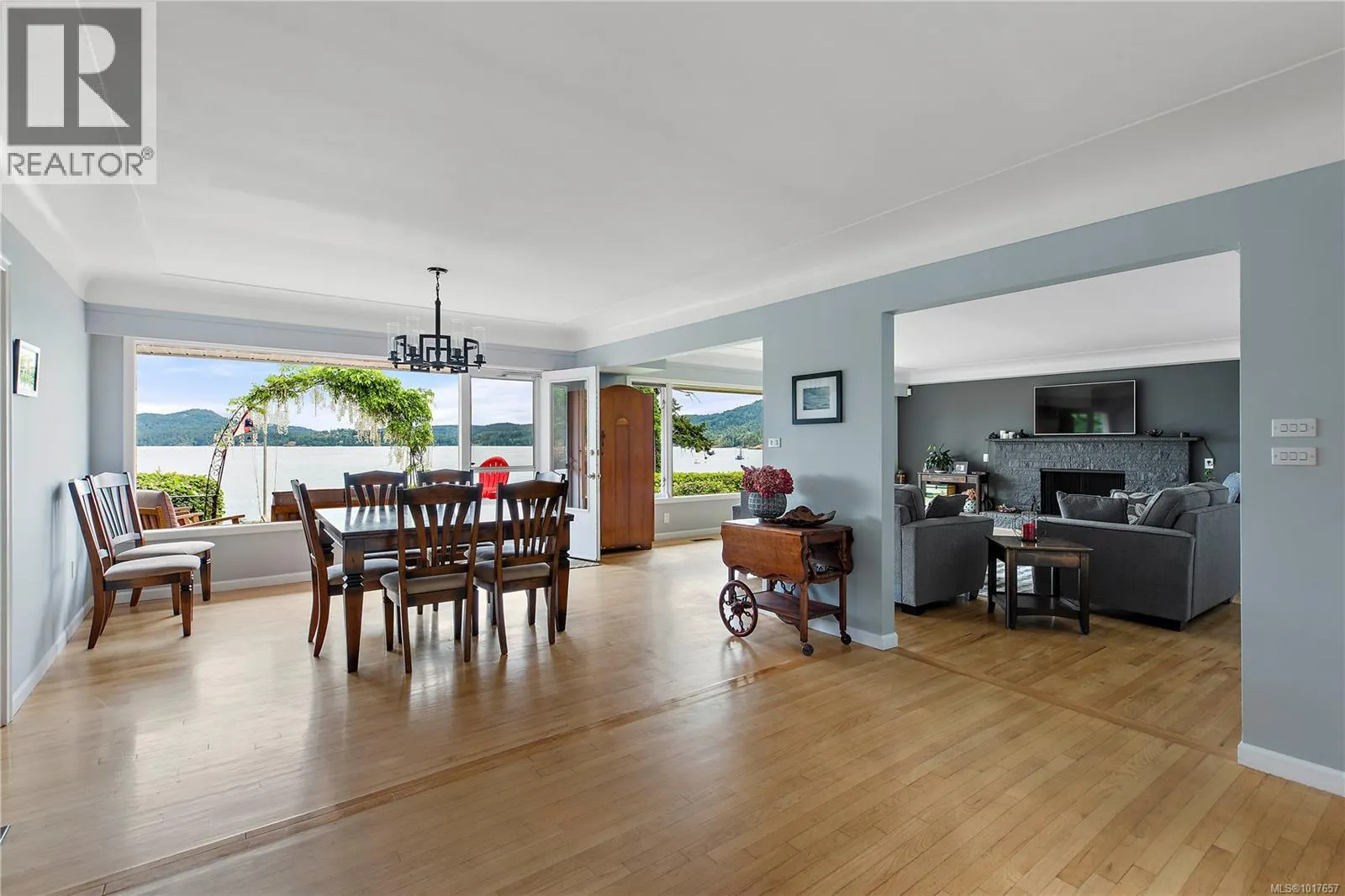 5957 Sooke Rd