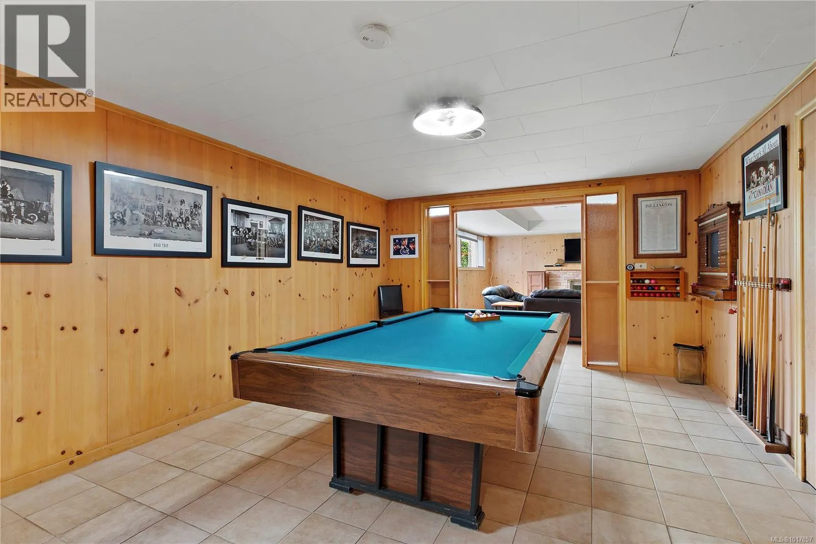 5957 Sooke Rd
