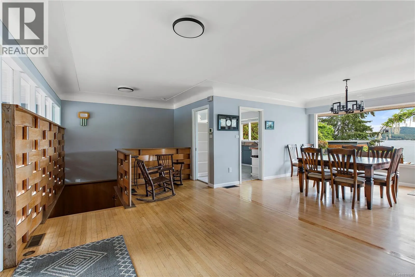 5957 Sooke Rd