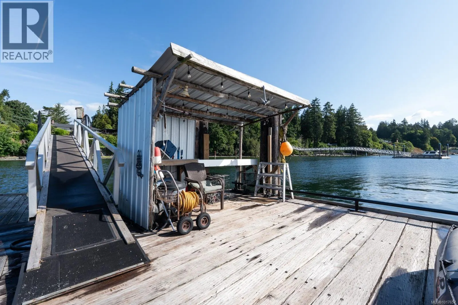 5957 Sooke Rd