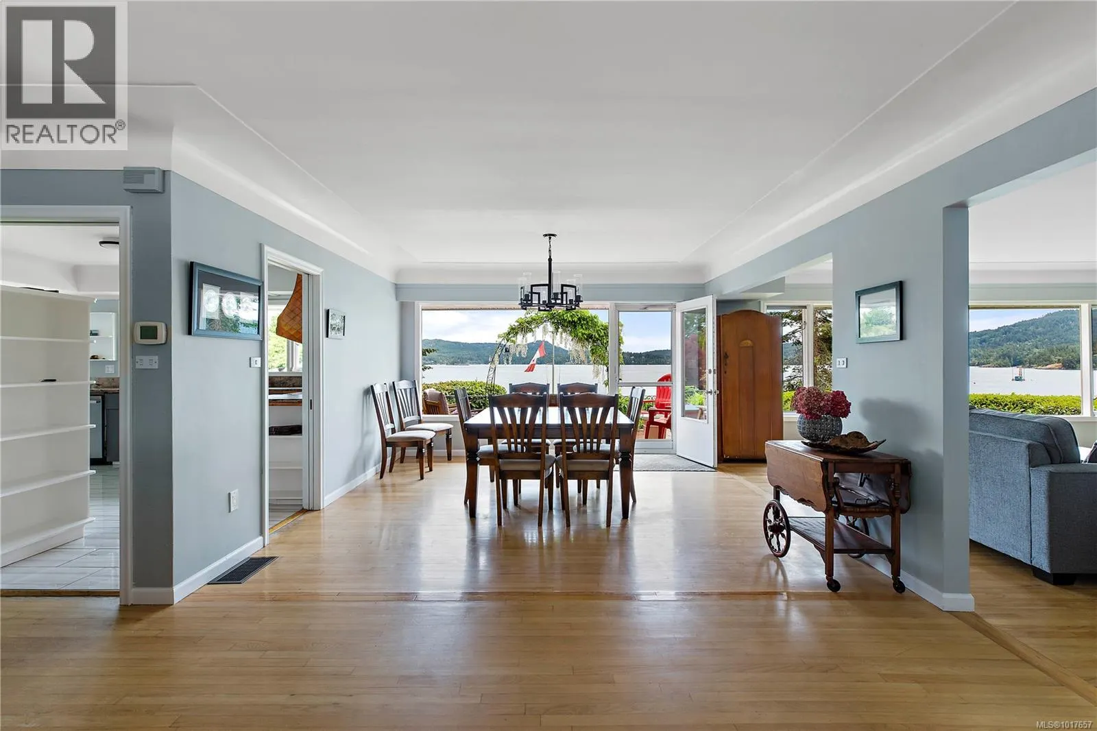 5957 Sooke Rd