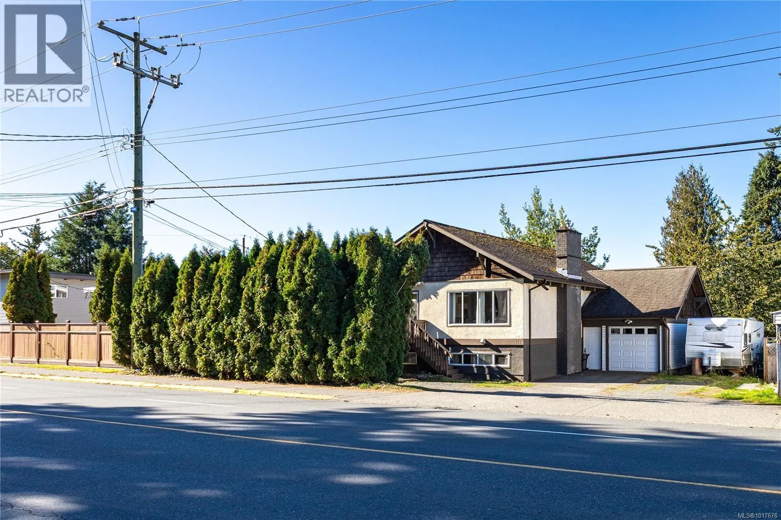 520 Dogwood St