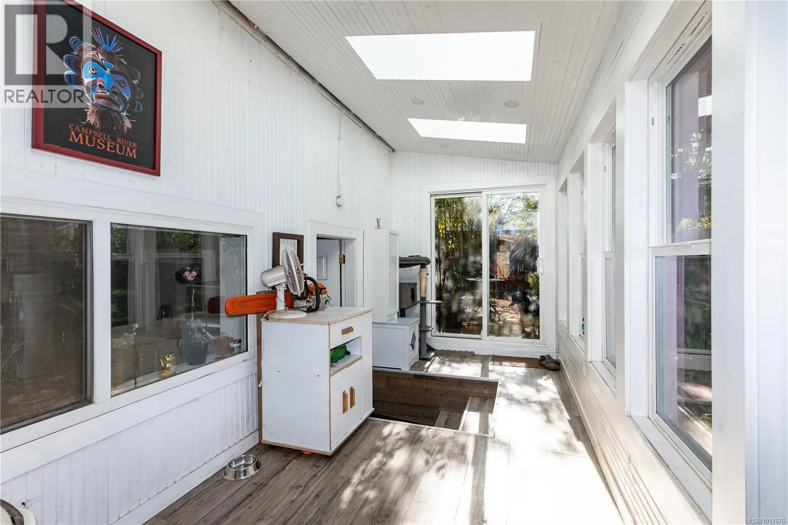 520 Dogwood St