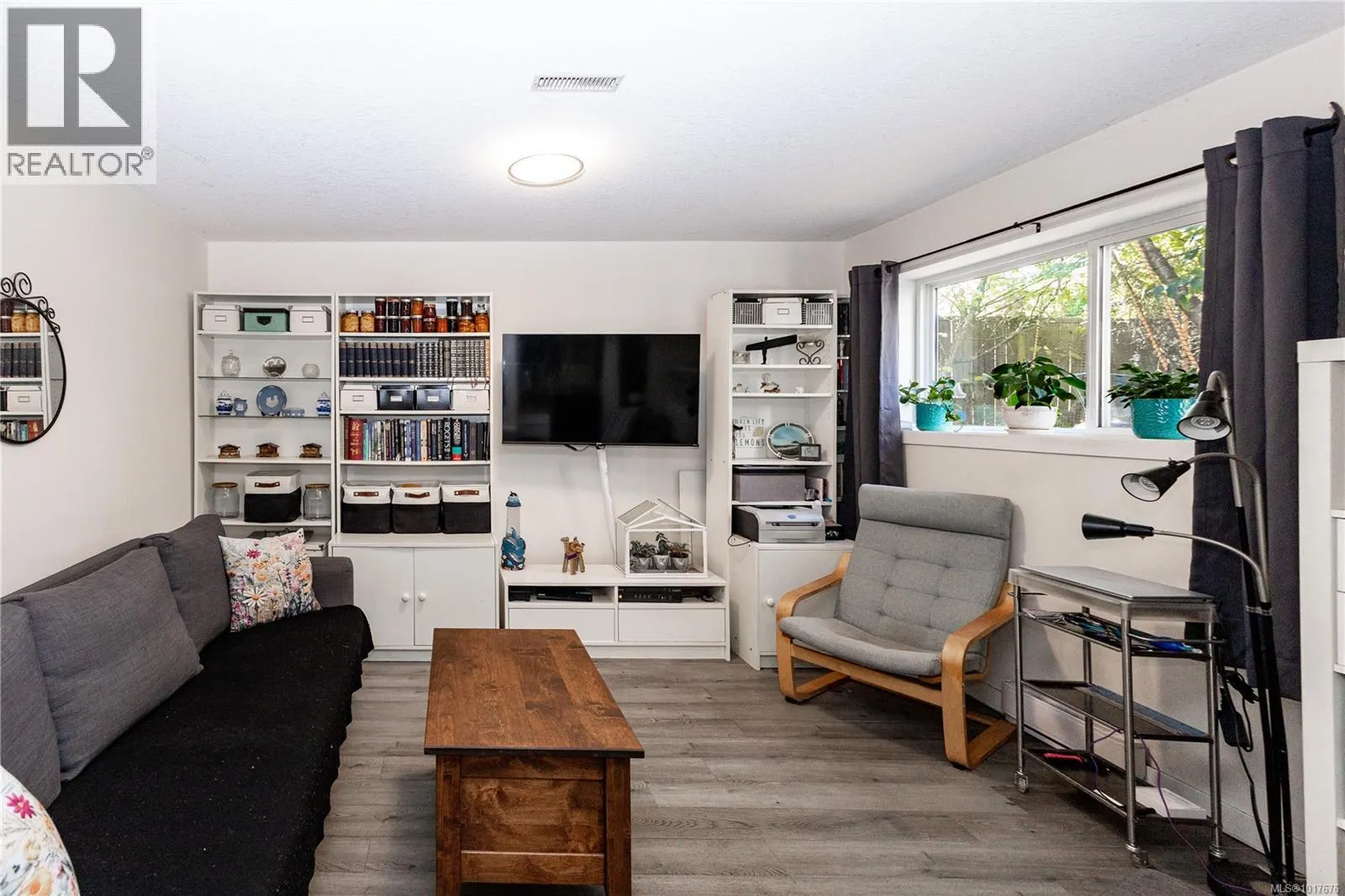 520 Dogwood St