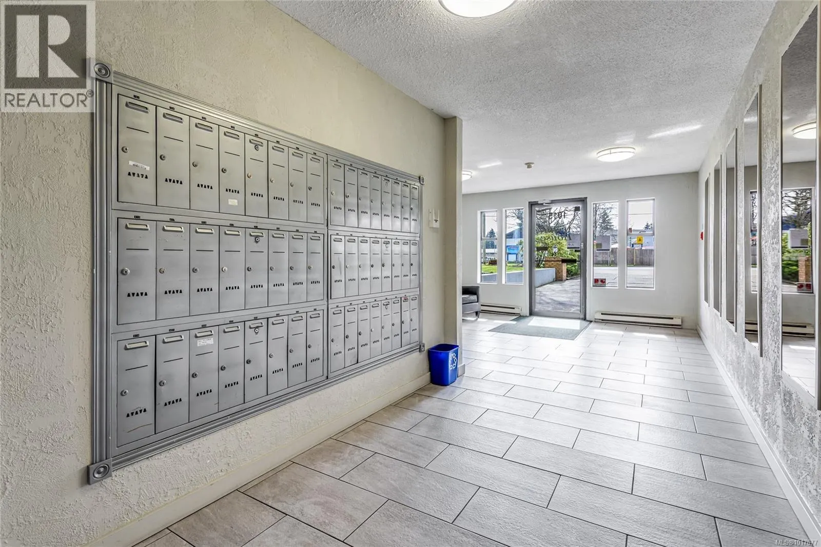 212 1015 Cumberland Rd