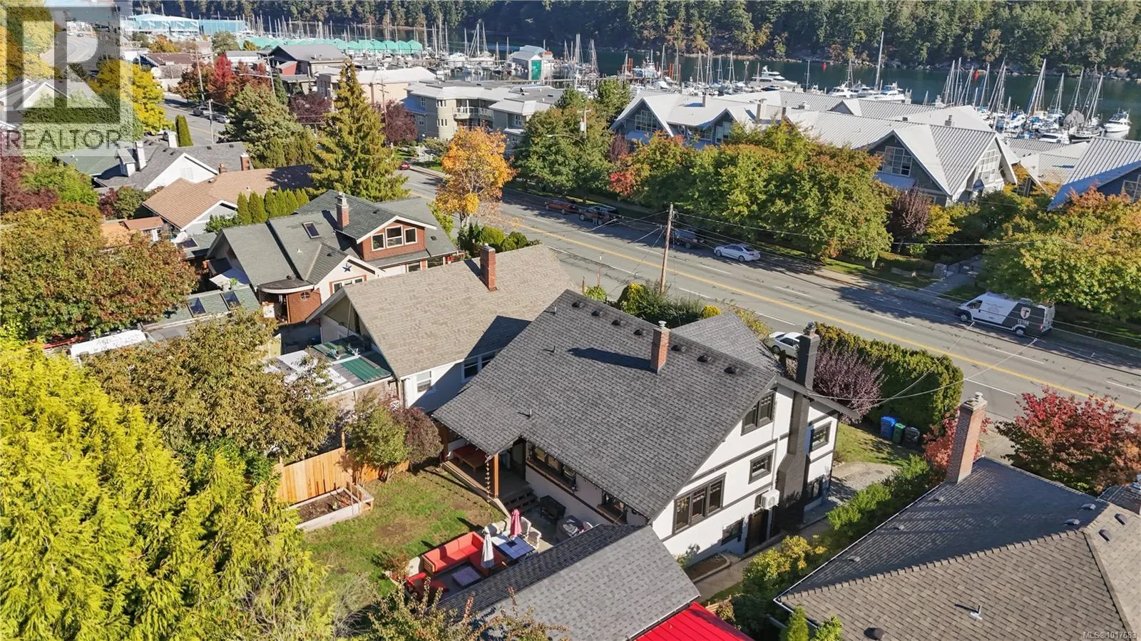 505 Stewart Ave