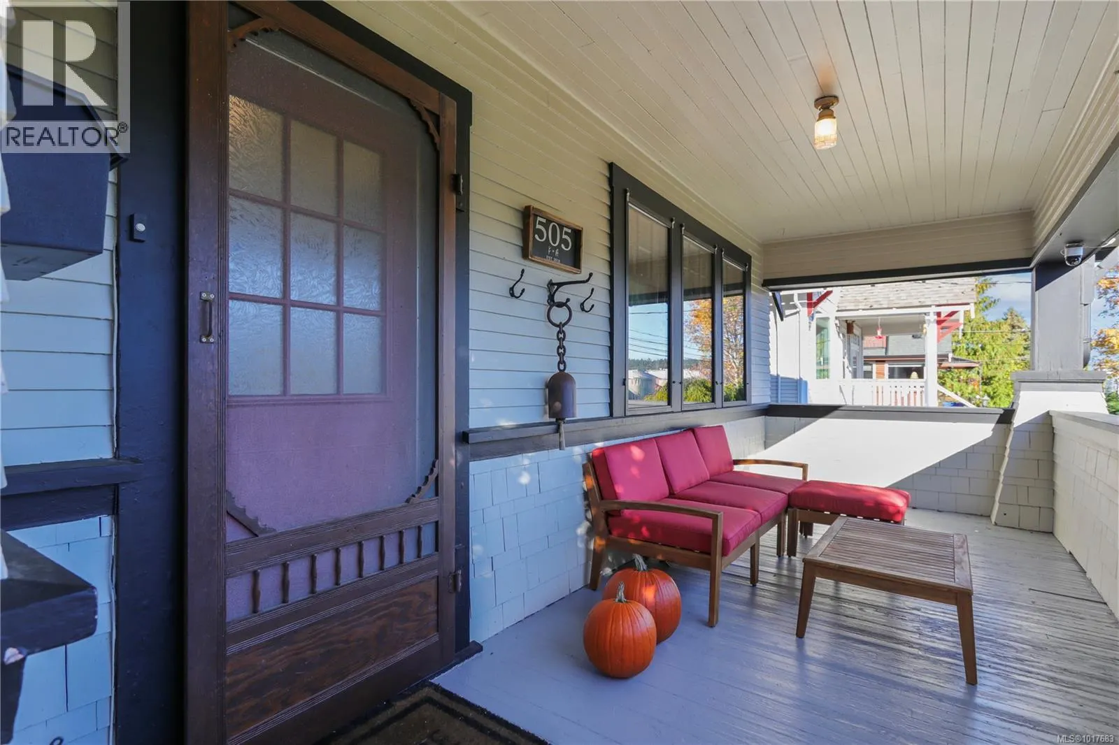 505 Stewart Ave