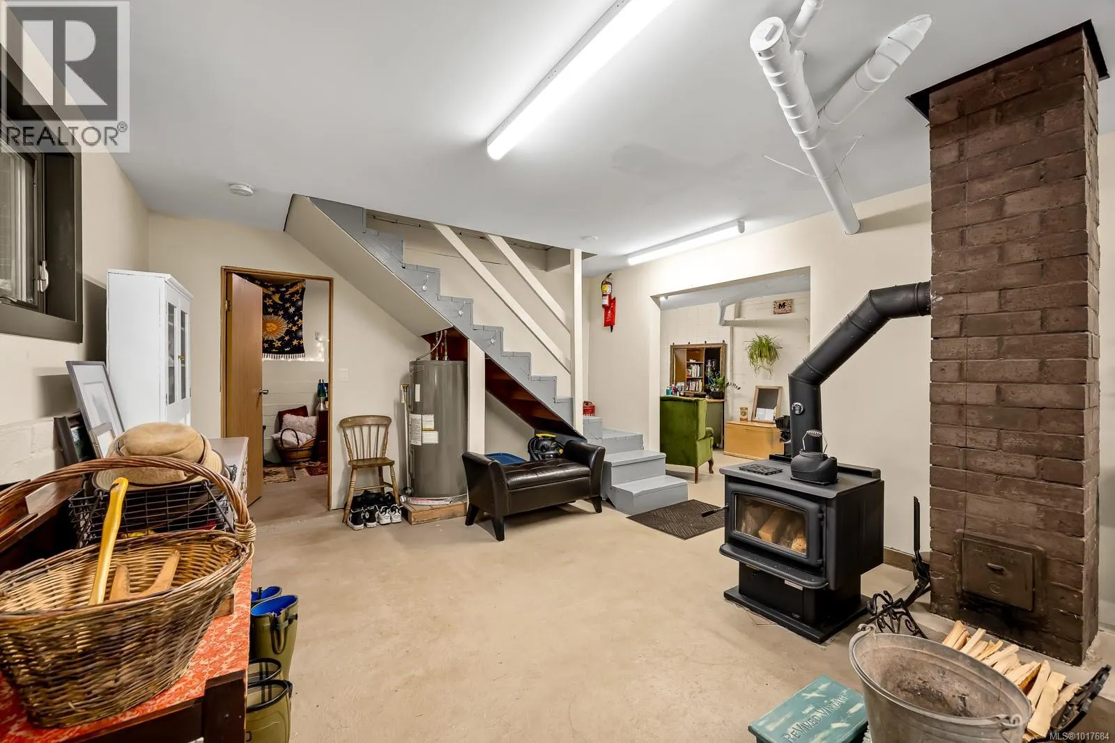 997 Belwood Rd