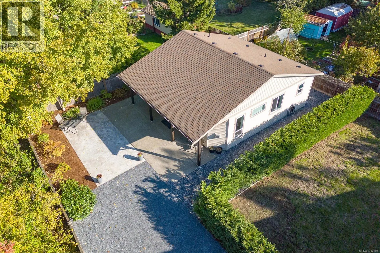 545 Rowan Ave