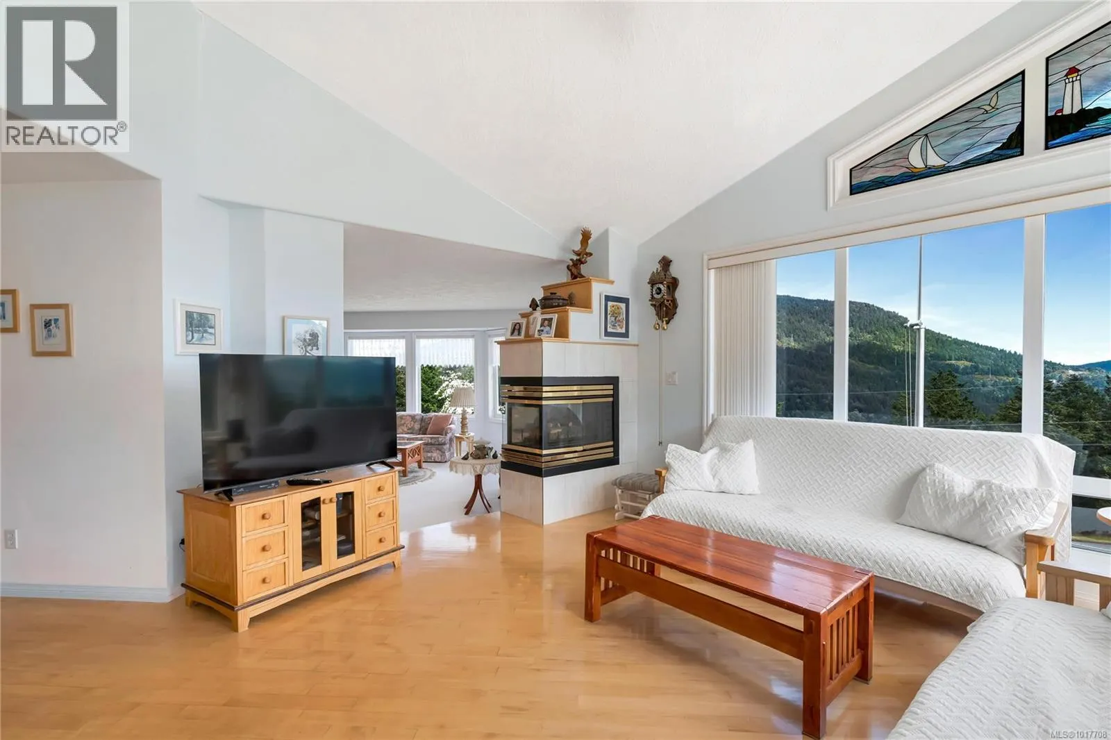 6572 Bird's Eye Dr