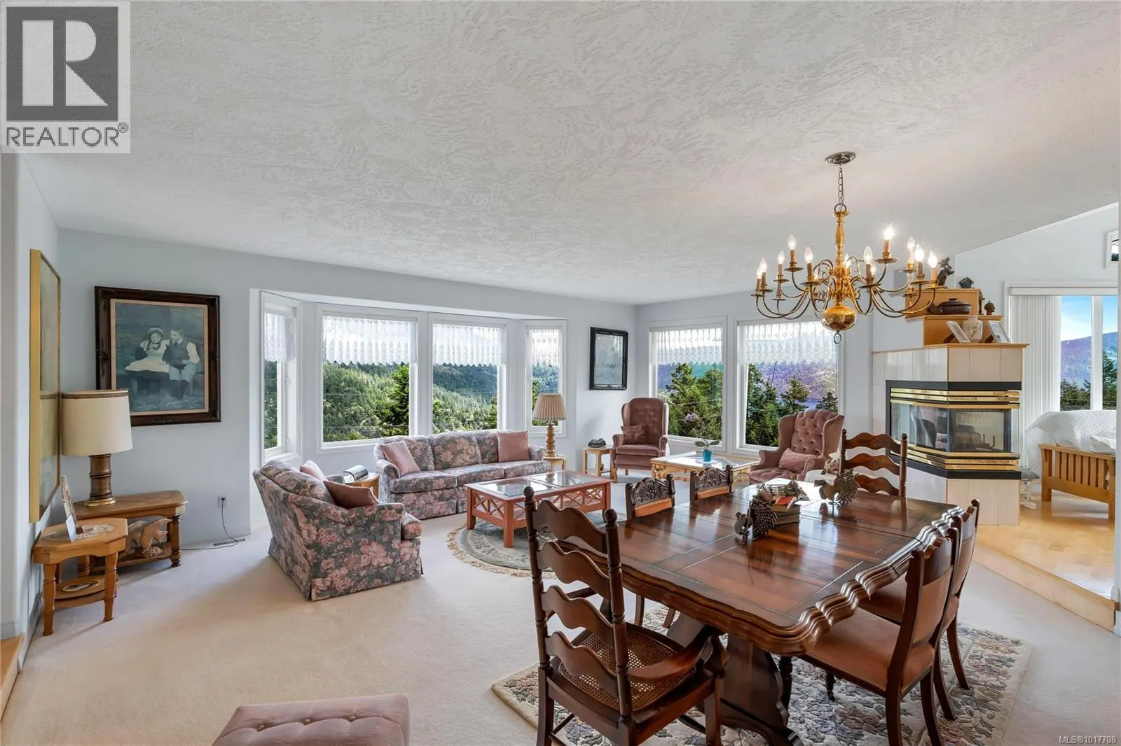 6572 Bird's Eye Dr