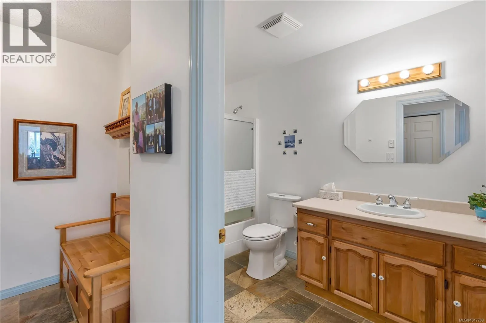 6572 Bird's Eye Dr