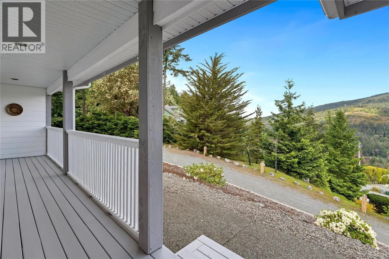 6572 Bird's Eye Dr