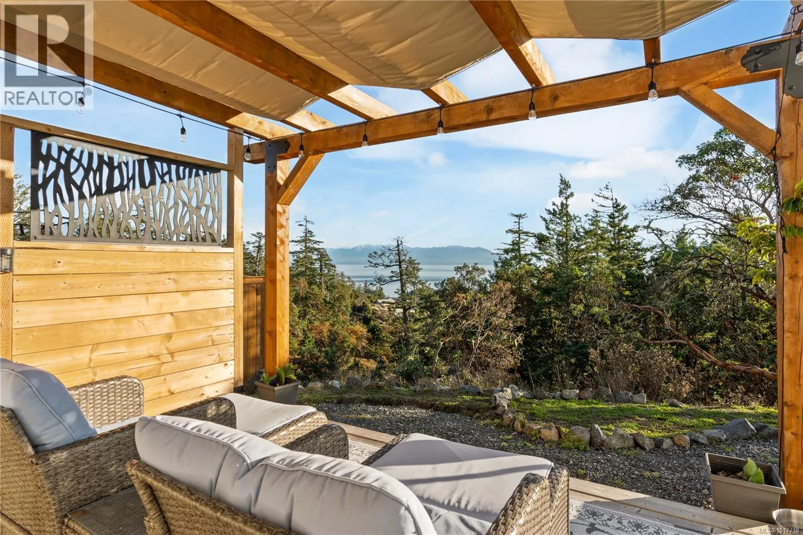 D 5280 East Sooke Rd
