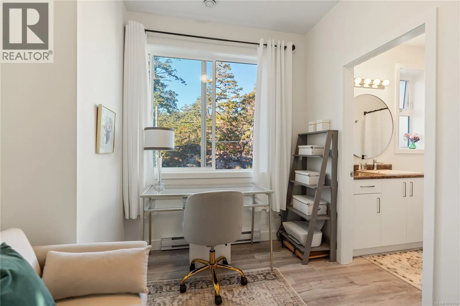 D 5280 East Sooke Rd